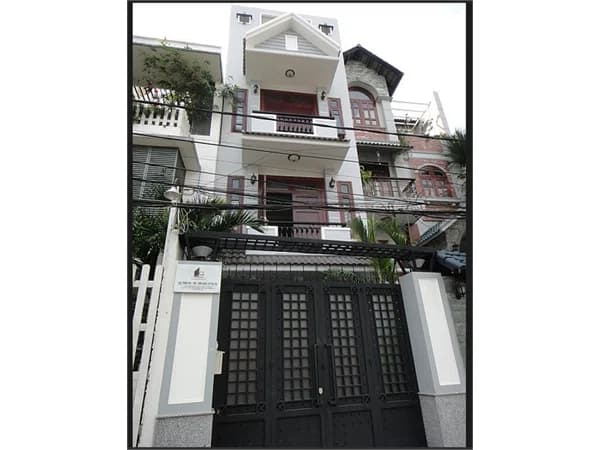Bán biệt thự Tân Quy Đông Phường Tân Phong Quận 7 góc 2 mặt tiền giá 15 tỷ liên hệ 0909 477 288