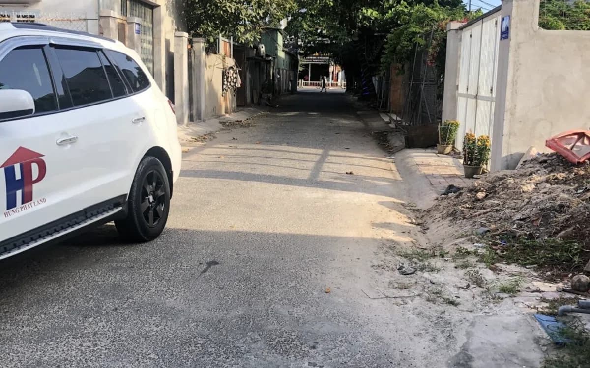 Bán đất hẻm 793 khu kiều đàm Quận 7, DT 9*60m Giá 30 tỷ LH 0909477288