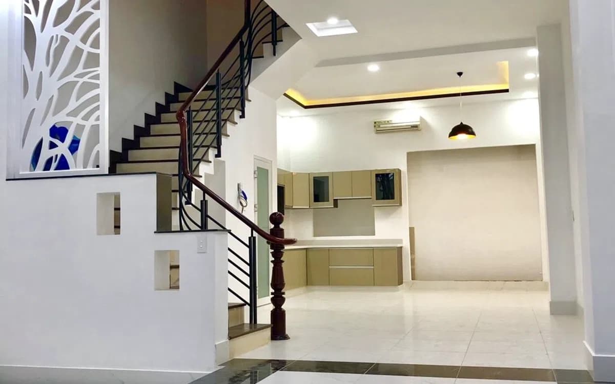 Bán nhà hẻm 1041 Trần Xuân Soạn Phường Tân Hưng Quận 7, DT 3x17m, giá bán 8 tỷ LH 0909 477 288