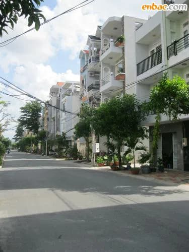 Cần bán khách sạn mặt tiền đường 14m phường tân kiểng