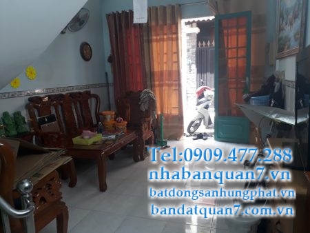 Bán nhà phường Phú Thuận giá rẻ