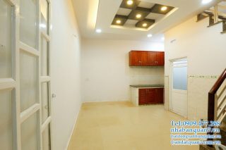 bán nhà hẻm 95 Lê văn lương giá rẻ