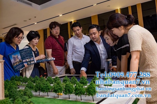 Mua nhà qua môi giới