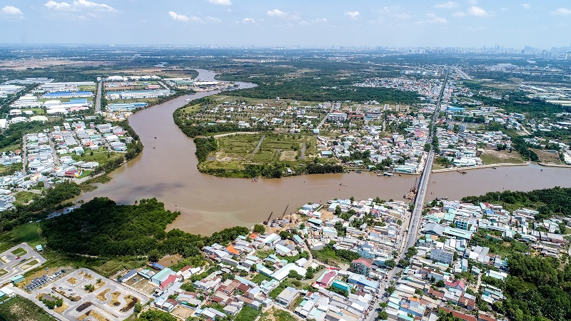 Tiến trình mở rộng thành phố về phía Nam với trọng tâm là Cần Giuộc (Long An) đang diễn ra mạnh mẽ