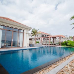 fUSION RESORT VILLAS DA NANG garden front (FILEminimizer)